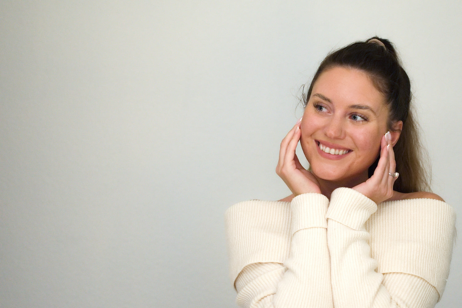 Jak kombinovat přístroje a kosmetiku, aby se podpořily navzájem